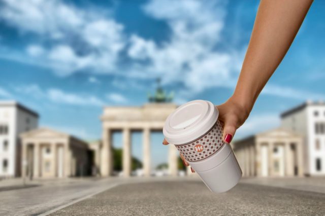 Coffee to go Promotion Motiv Brandenburger Tor
